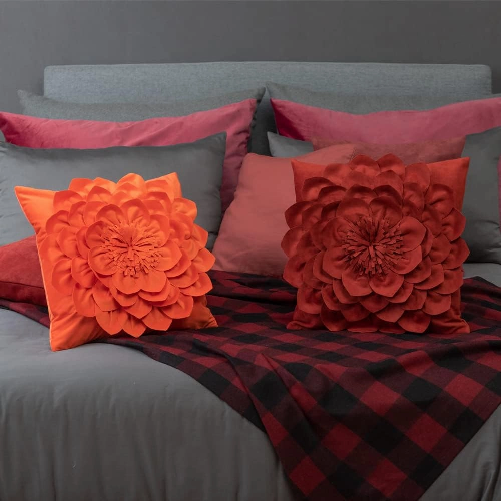 3D Flower Throw Pillow Covers Decorative Soft Pillowcases Cushion Covers Home Couch Bed Living Room Decor 18x18 Inch Rust Red