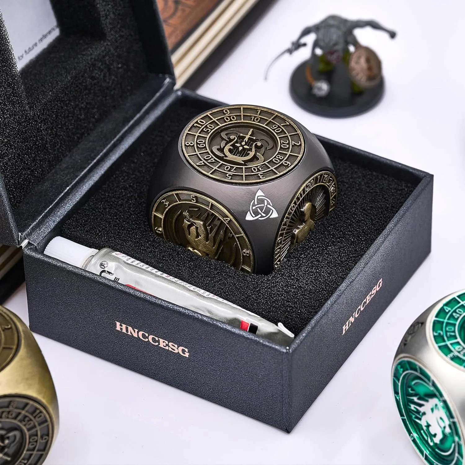 7-in-1 Metal Spinner Dice, 3D Relief Polyhedral Metal DND Dice Set Gift Box,Tabletop RPG Role Playing Gifts for Lovers (Black Bronze)
