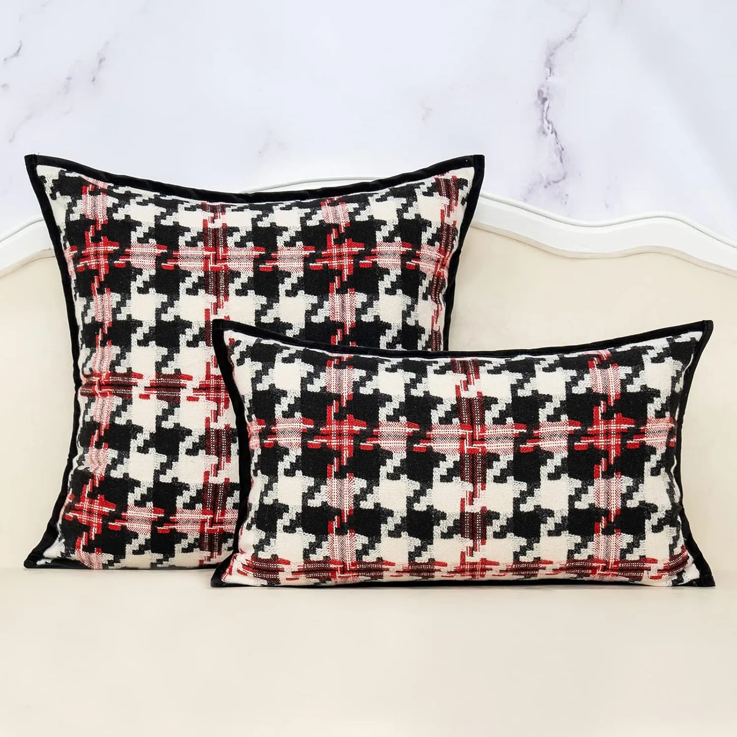Alerfa 18 x 18 Inch Red Off White Black Houndstooth Cushion Case Luxury Modern Cotton Velvet Square Throw Pillow Cover Decorative Pillow for Couch Sofa Living Room Bedroom Car 45 x 45cm