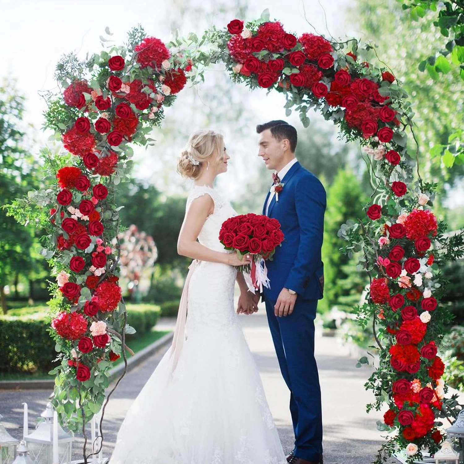 BLEUM CADE 50 Pcs Red Roses Artificial Flowers, Real Touch Velvet Roses Fake Flowers Bulk, Artificial Roses Bouquet with Long Stems Bridal DIY Wedding Party Centerpiece Decorations