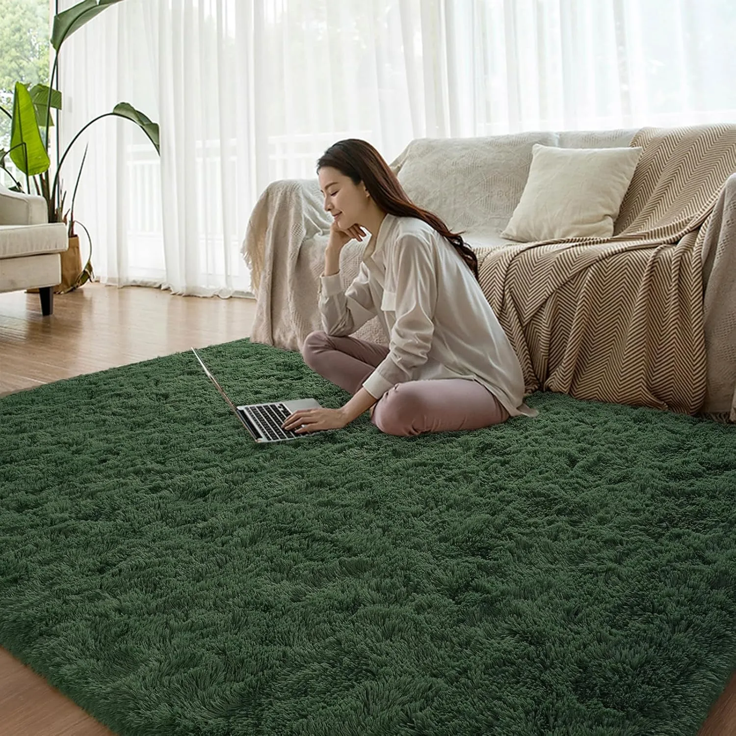 Deep Green Red Runner Area Rugs for Bedroom Living Room, 2x6 Feet Fluffy Bedside Rugs, Soft Shaggy Carpet Rug for Kids Room Nursery, Furry Rugs for Girls Boys Dorm Room Home Decor