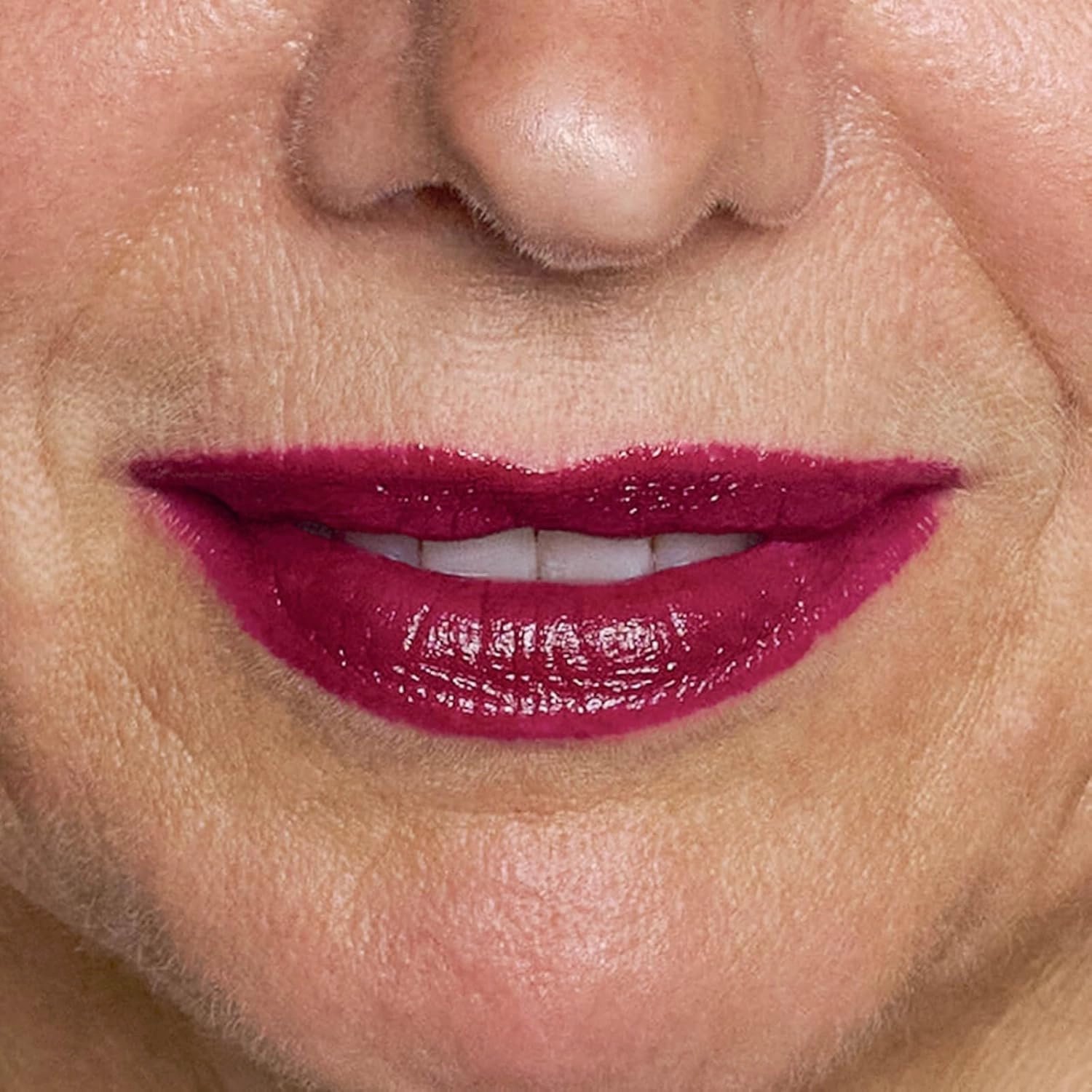 Ellis Faas Creamy Lips Liquid Lipstick Long Lasting Plumps, Hydrates, Smoothes Lips Creamy Formula Lip Color Stick Soft & Velvety Shiny Finish Candelilla Wax, Prune Seed Extract (104 Deep Fuchsia)