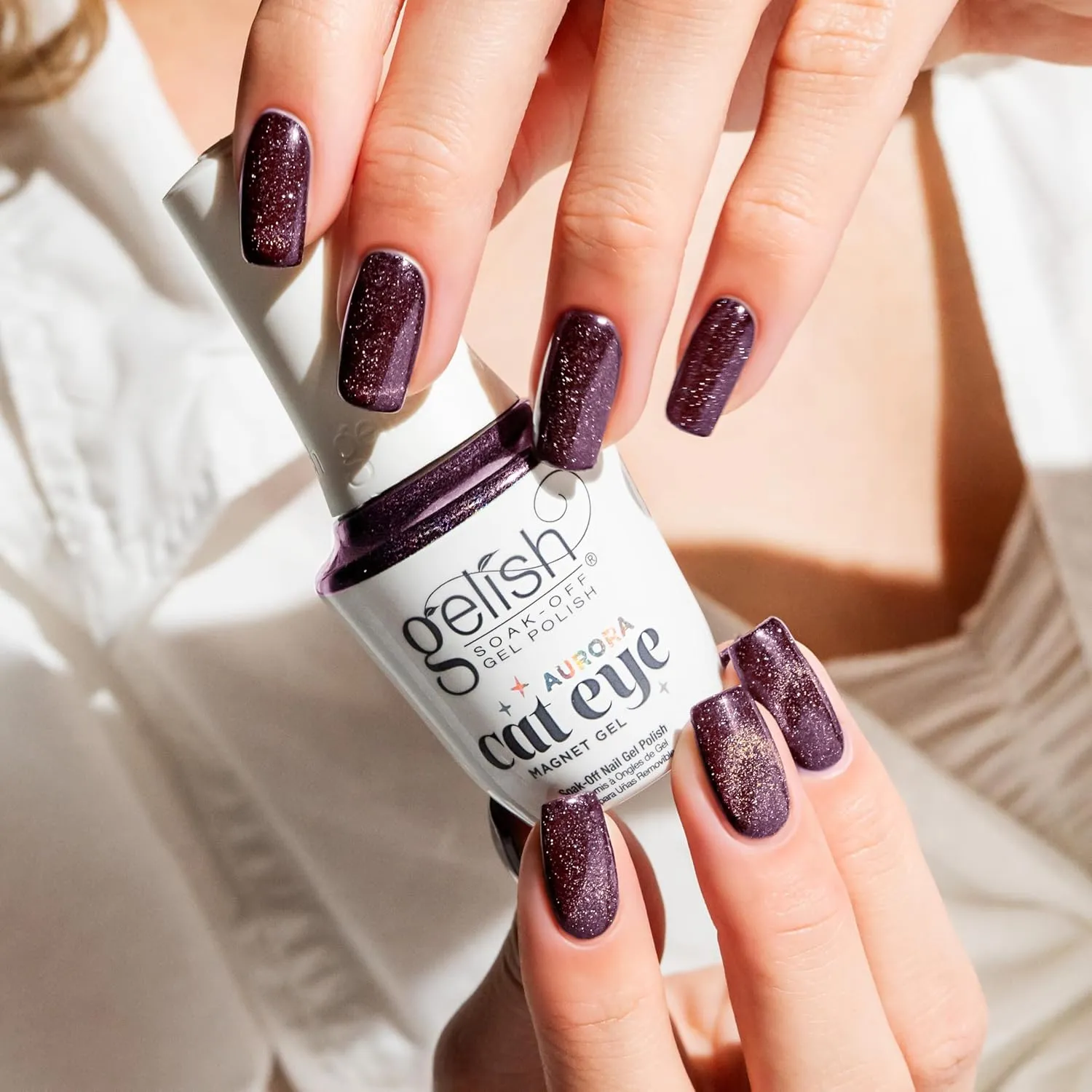 Gelish Aurora Cat Eye Effect Magnet Gel Polish – Reflective Flash Glitter Galaxy, Multi-Dimensional Iridescent Shimmer, Soak-Off, Vegan & Cruelty-Free. (Landing On Mars, 15mL)