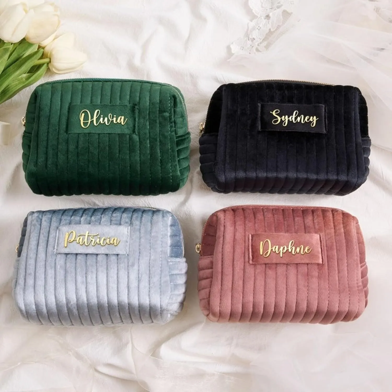 Gift for Women Plush Velvet Large Makeup Bag for Trave | Large Capacity Trave Cosmetic Bag | Makeup Bags for Mother, Wife, Friends Wedding Gift Birthday Gift, Pink