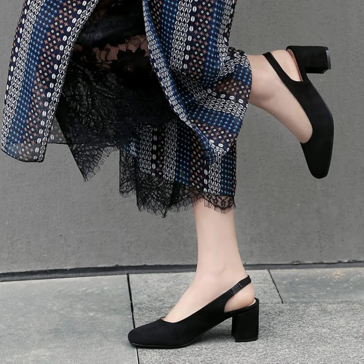 Hello Shero Comfortable Block Heel Slingback Pumps for Women Low Heel Closed Square Toe Sandals Suede Dress Shoes Classic Trendy Party Event Prom Church Daily Wear
