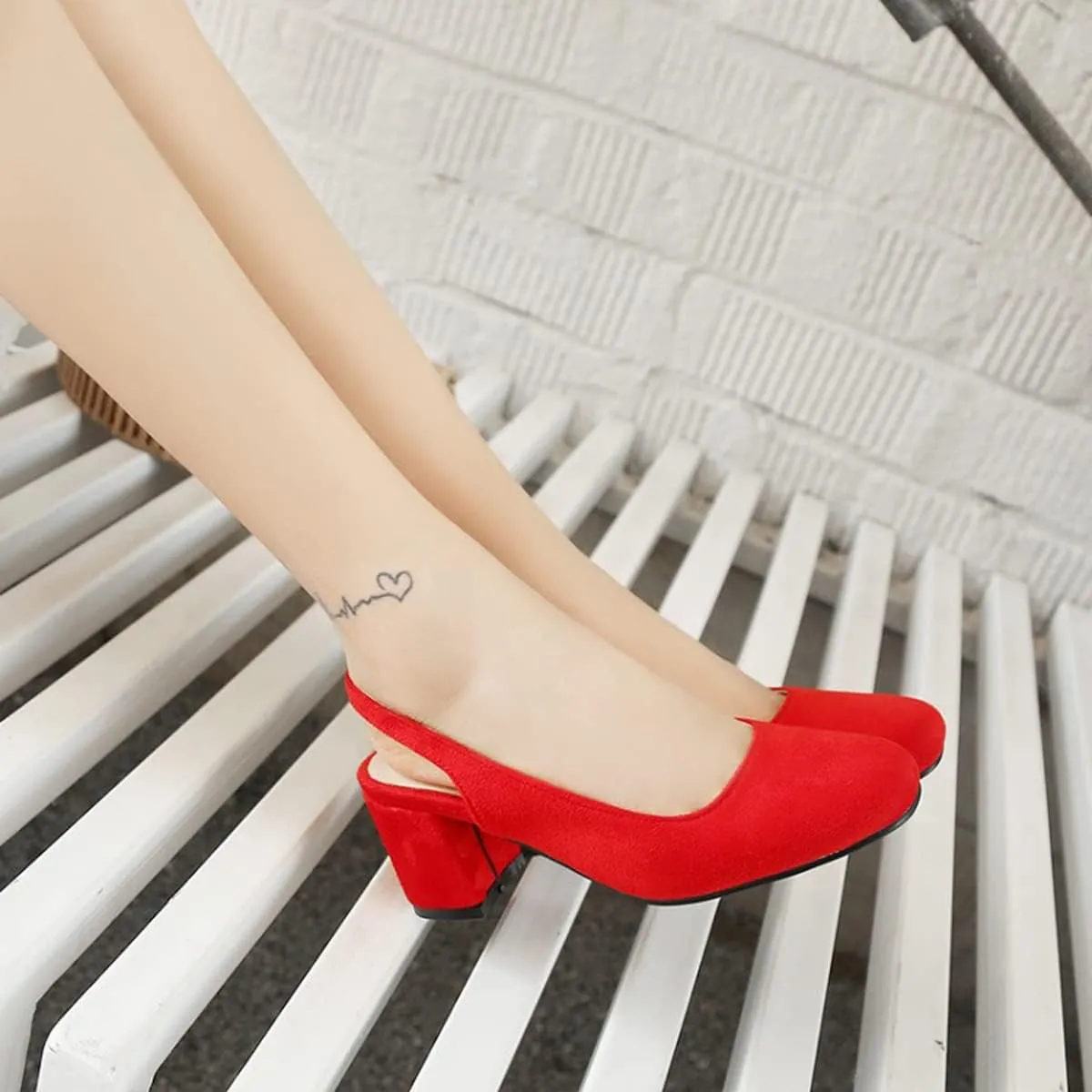 Hello Shero Comfortable Block Heel Slingback Pumps for Women Low Heel Closed Square Toe Sandals Suede Dress Shoes Classic Trendy Party Event Prom Church Daily Wear