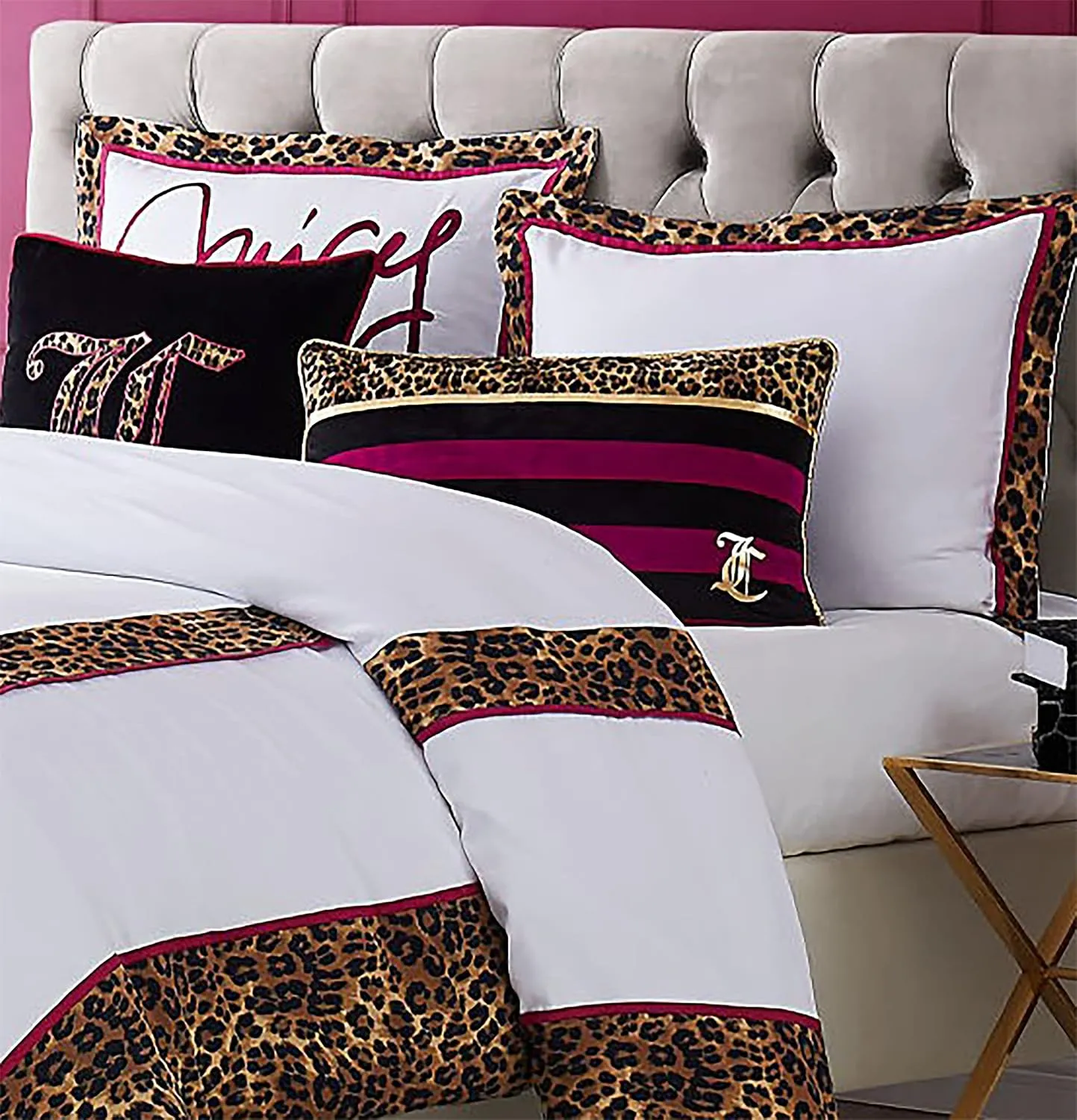 Juicy Couture Regent Leopard Bedding Set - King – Cheetah Print Border with Hot Pink- White Cotton Sateen 3 Piece Set - Includes (1) 108 x 92” Comforter and (2) 20" x 36" 2.5” Flange Shams
