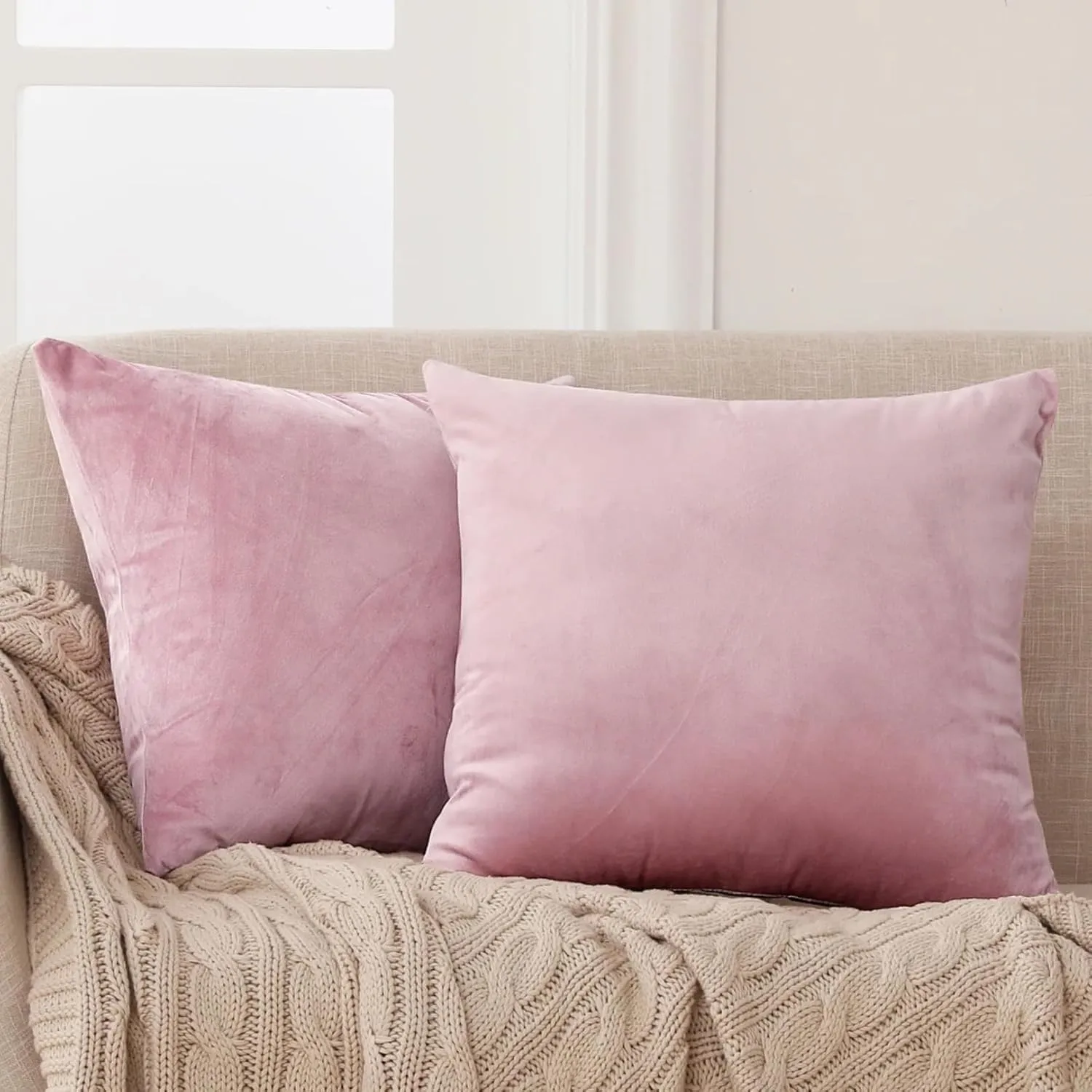 LANE LINEN Throw Pillow Inserts Pack of 4-18 x 18 Inches Baby Pink Velvet Pillows for Sofa, Couch and Bed - Indoor Decorative Pillows