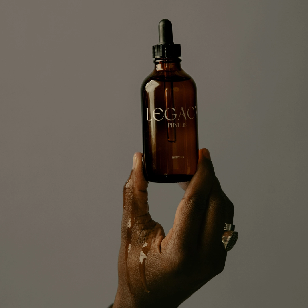 Legacy Phyllis, the body oil
