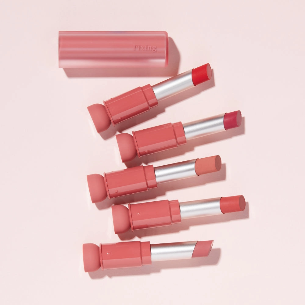 Lively Red Hydro Matte Lipstick: A Luxurious Matte Finish | Etude House