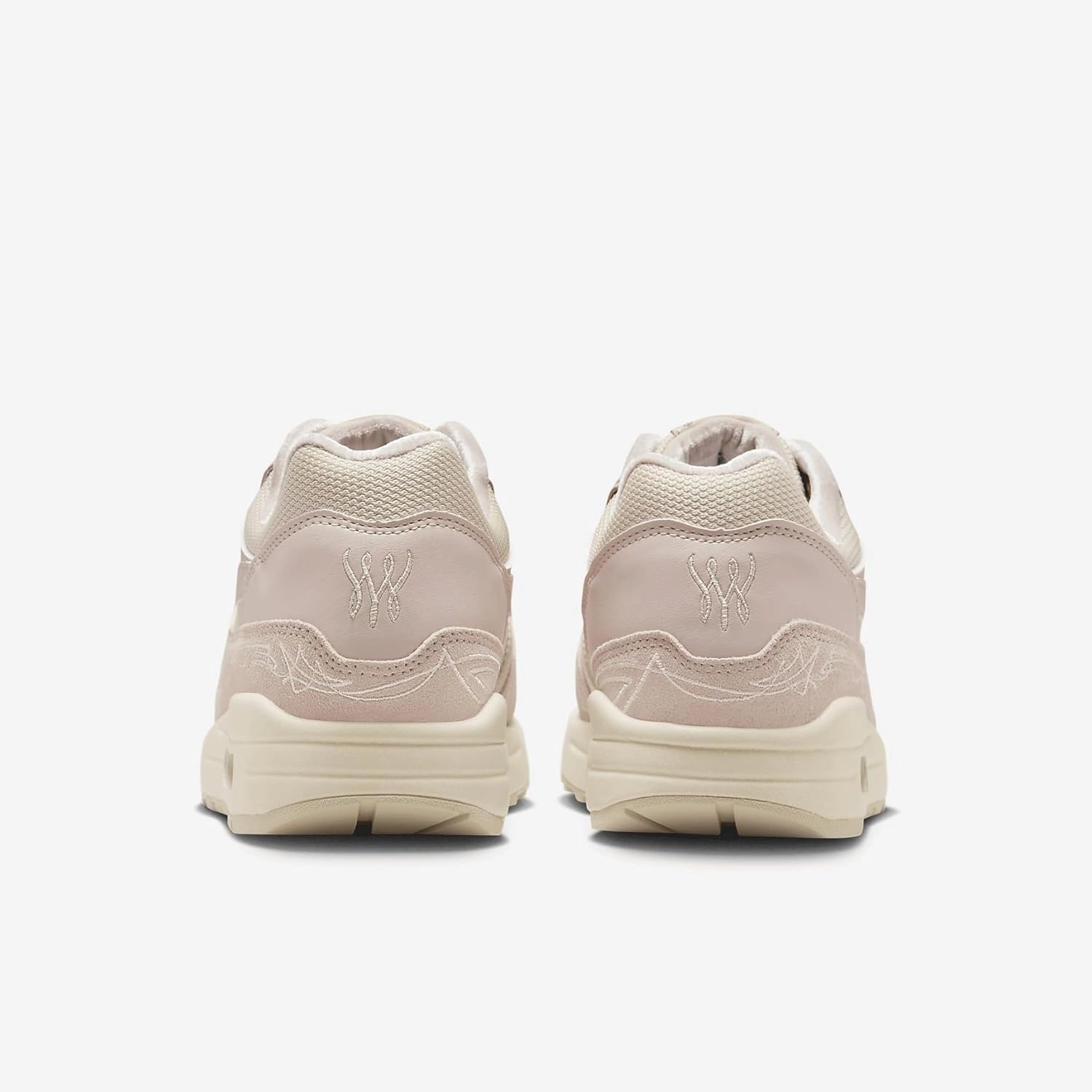 Nike Air Max 1 x Serena Williams Design Crew Women's Shoes (FN6941-200, Particle Beige/Light Bone/Sanddrift/Rust Pink)