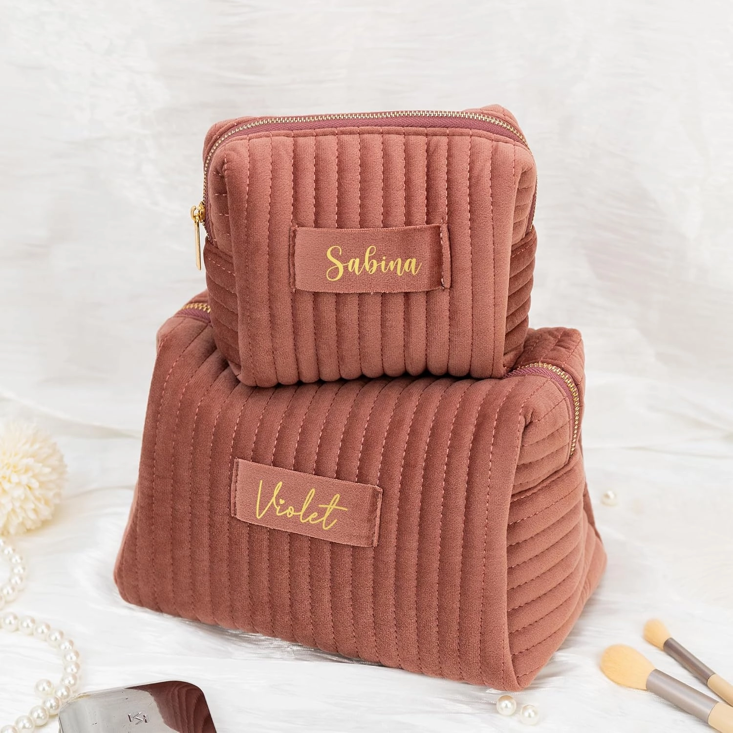 Rosehut Personalized Velvet Makeup Bag - Custom Cosmetic Pouch for Bridesmaids Gifts and Special Gifts for Her (Red, S)