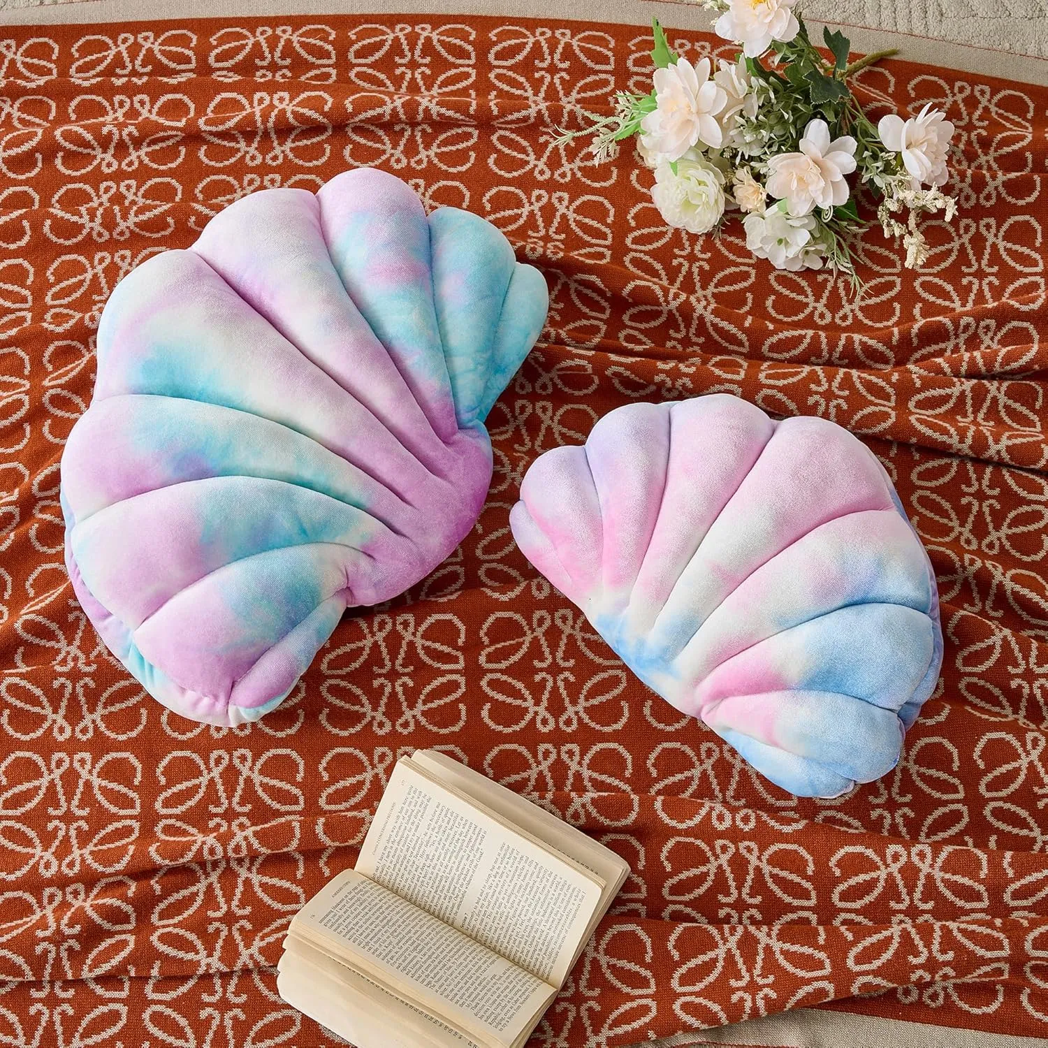 Seashell Decorative Pillow Shell Shaped Throw Pillow 3D Insert Beach Pillow Soft Velvet Pillow Sea Ocean Decoration Couch Bed Pillow Cushions(Pink,14 X 11 inch)