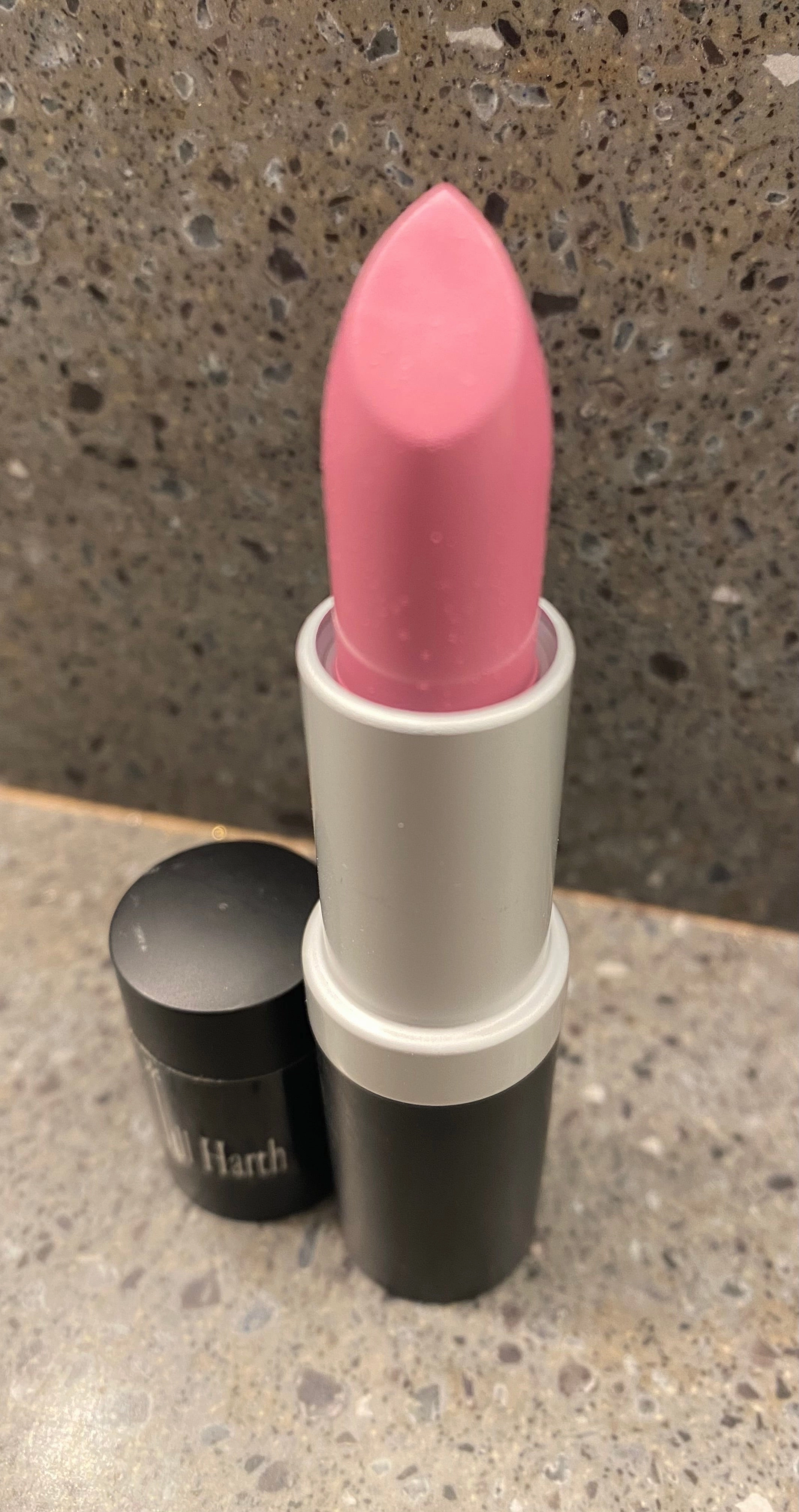 Snob Appeal Lipglass Lipstick