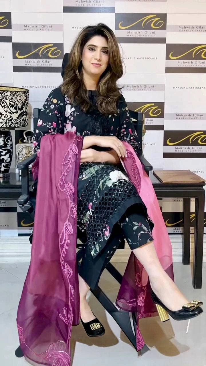 Spotted in Flow by Crimson/Bloom Bold - D4 B/Midnight Black
