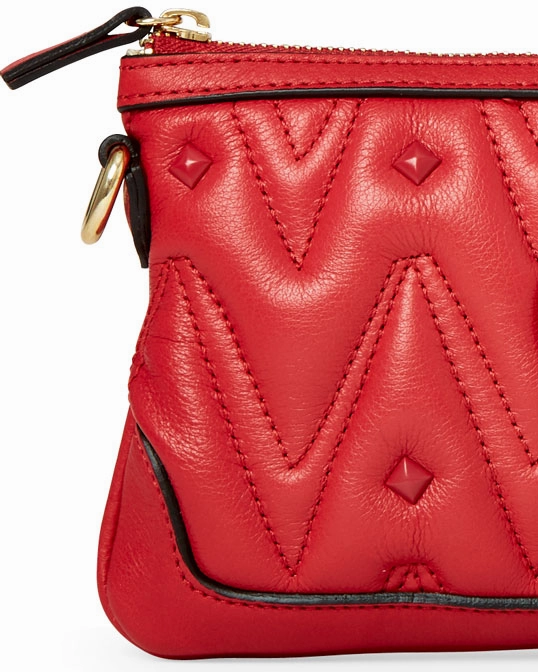 SS20 - New Diamond - Abigail D - Lipstick Red