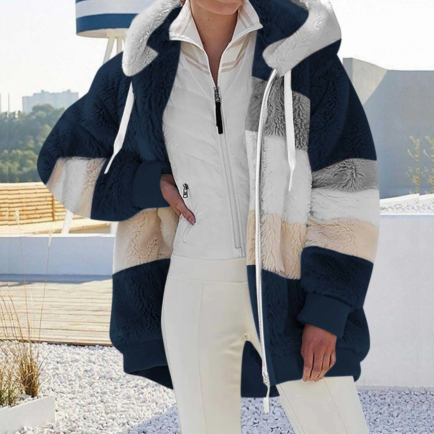 Womens Winter Coats Fuzzy Fleece Jacket Hooded Color Block Patchwork Cardigan Coat Zip Outerwear with Pockets
